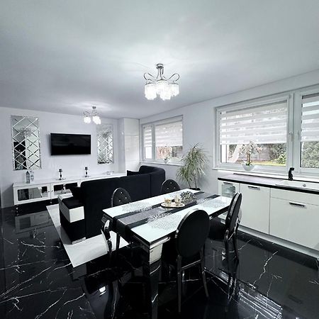 Apartament Glamour Gniezno Buitenkant foto