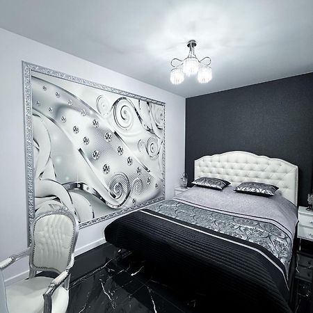 Apartament Glamour Gniezno Buitenkant foto