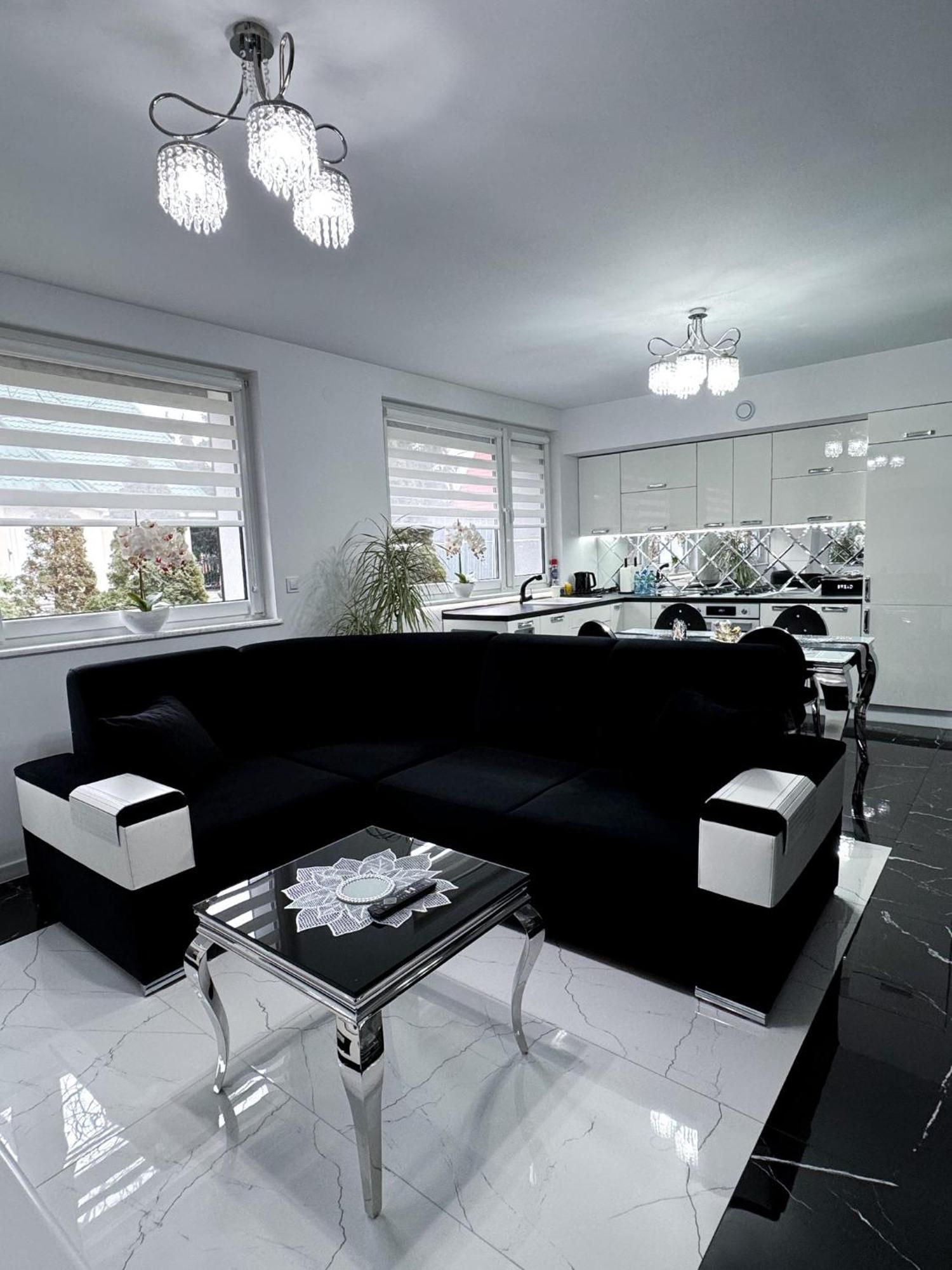 Apartament Glamour Gniezno Buitenkant foto